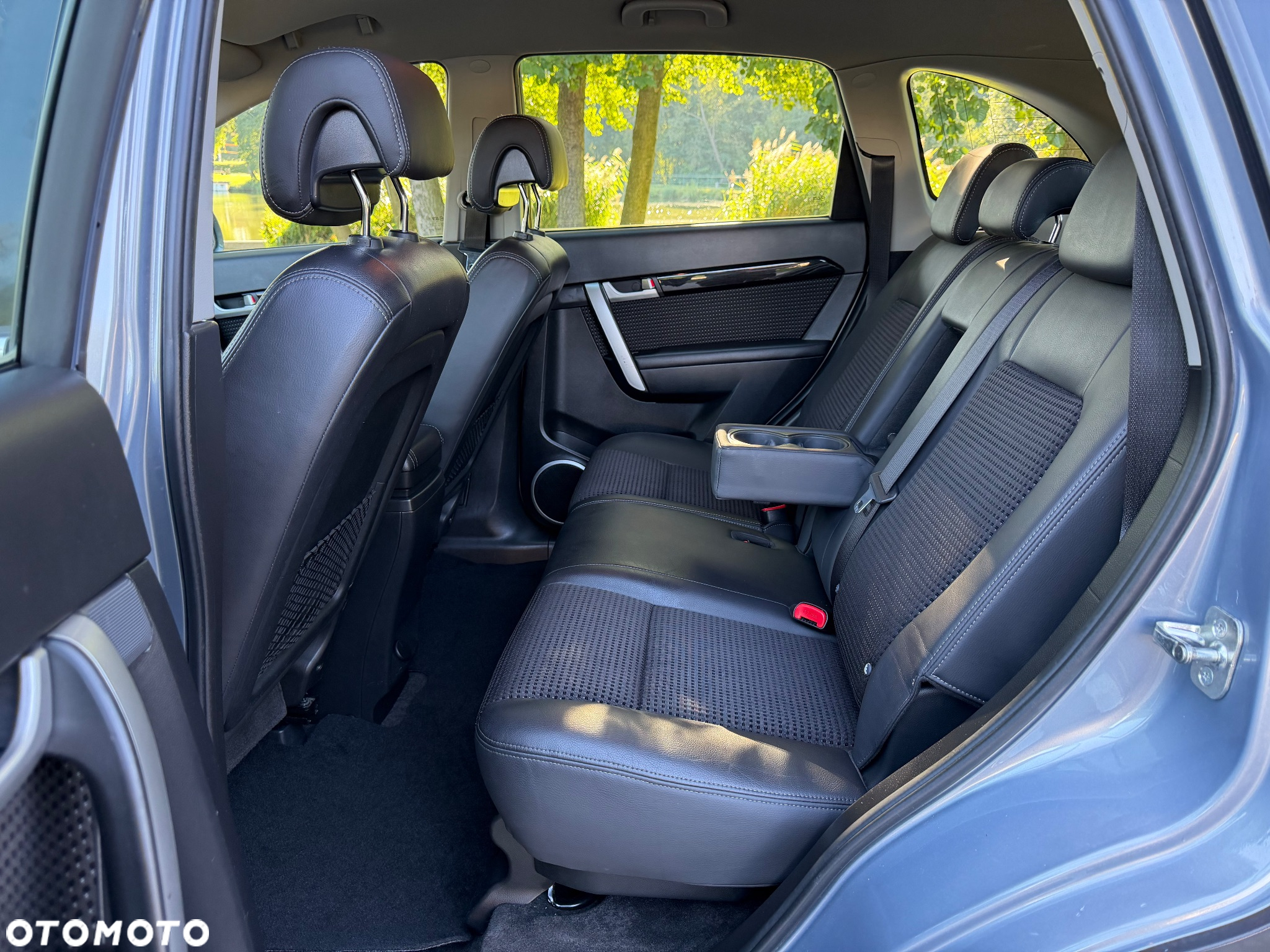 Chevrolet Captiva 2.4 AWD LT+ - 24