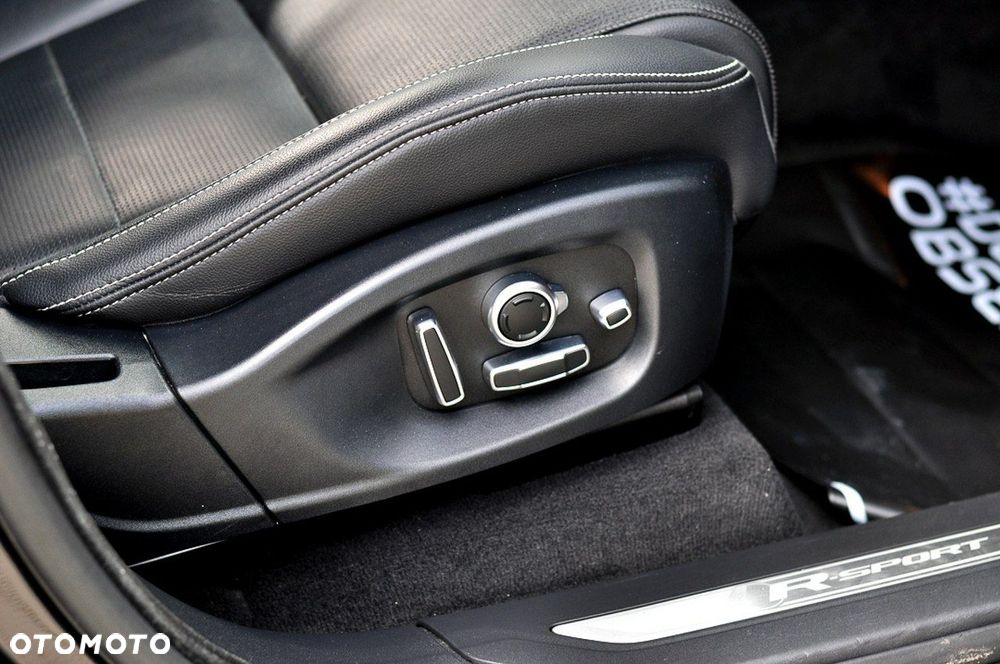 Jaguar F-Pace 2.0 i4D AWD R-Sport - 18