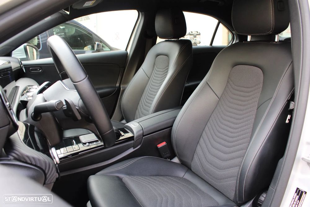 Mercedes-Benz A 180 Limousine d 8G-DCT AMG Line - 9
