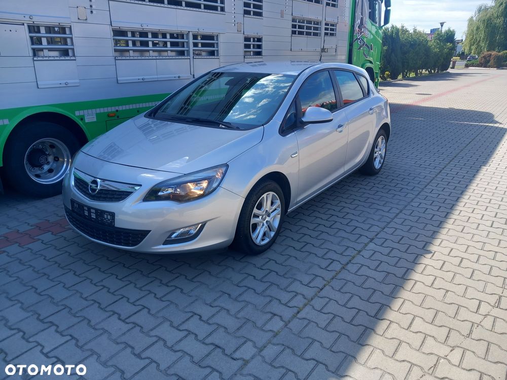 Opel Astra 1.4 T Sport - 14
