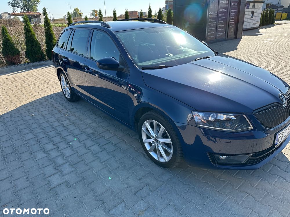 Skoda Octavia 2.0 TDI Joy DSG - 2