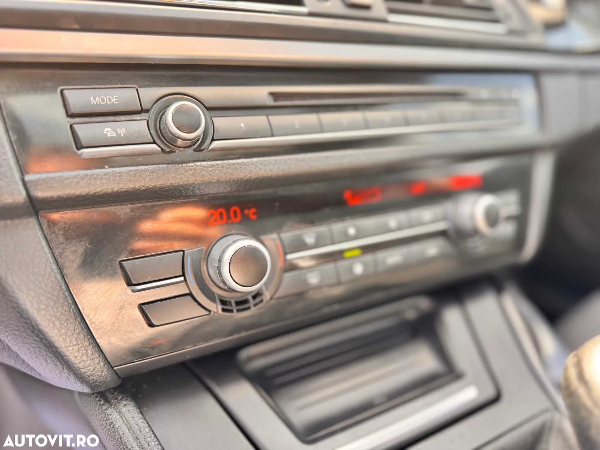 BMW Seria 5 520d - 31