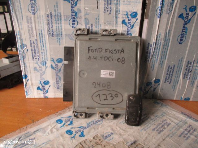 Centralina 8V2112A650EB FORD FIESTA 2008 1.4TDCI CONTINENTAL - 1