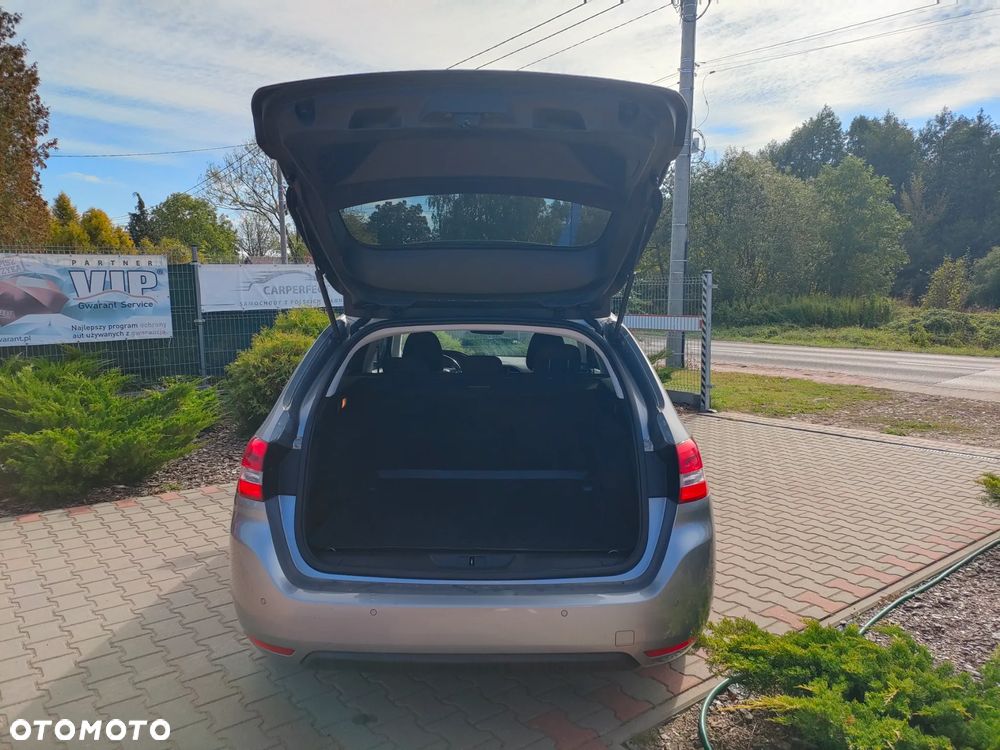 Peugeot 308 1.6 BlueHDi Style S&S - 15