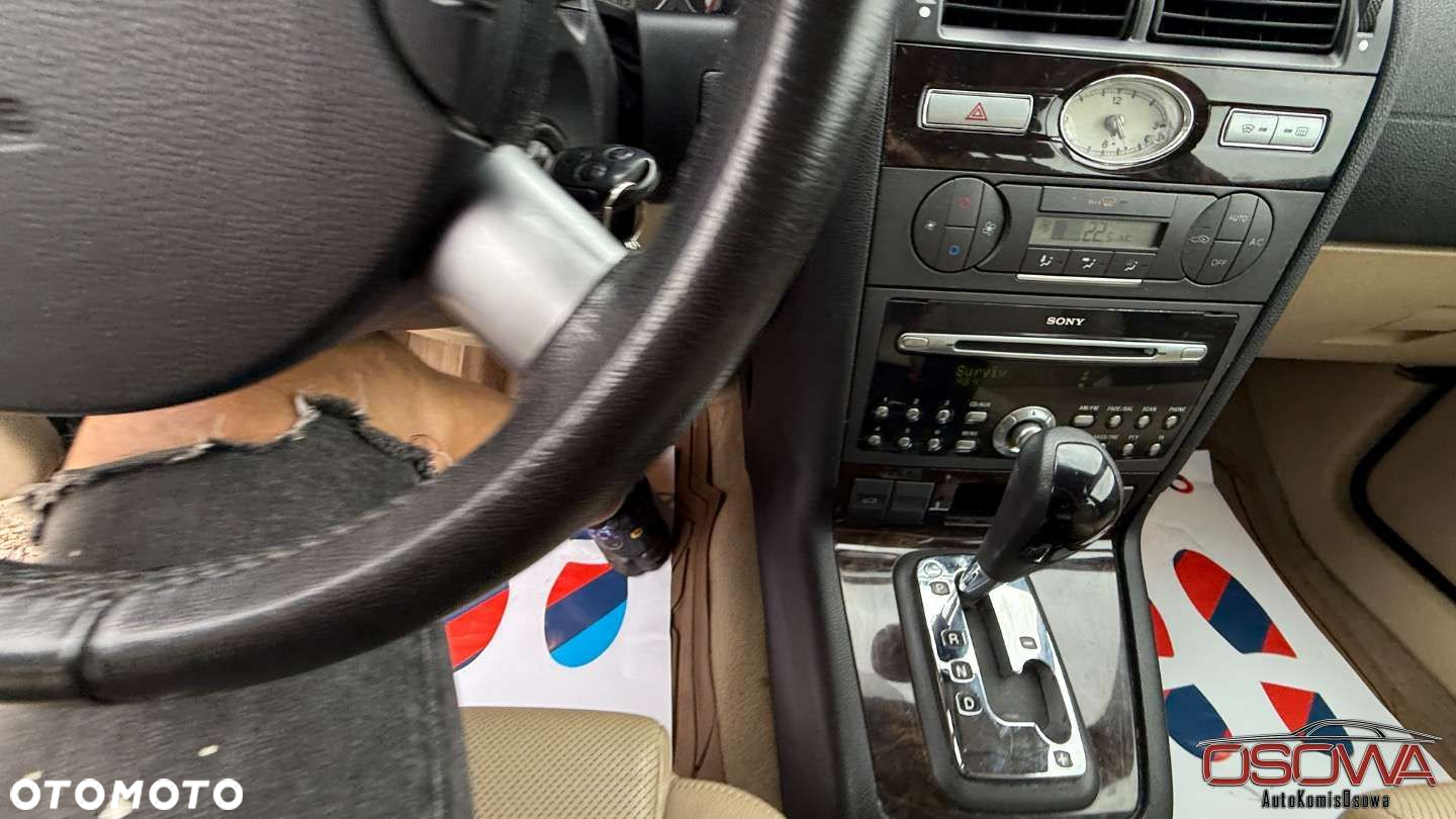 Ford Mondeo - 21