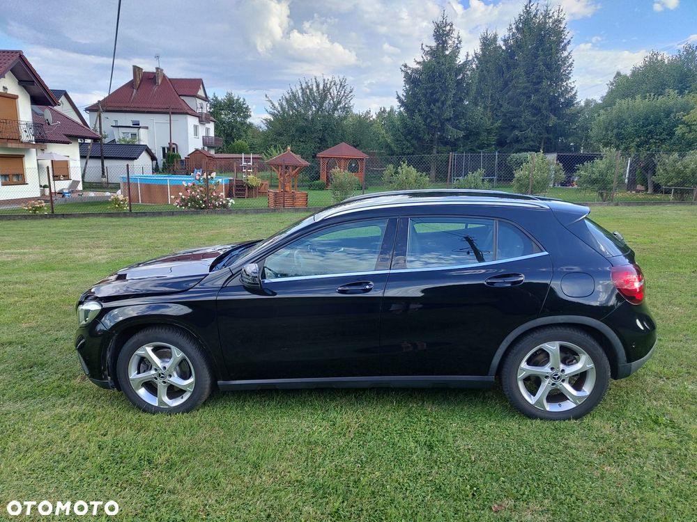 Mercedes-Benz GLA 250 7G-DCT Peak Edition - 21