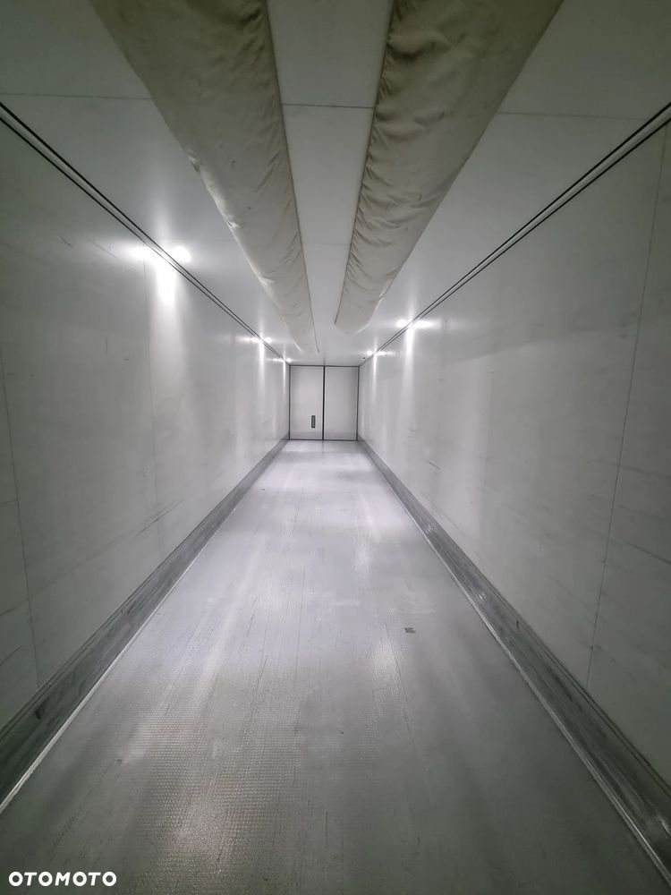 Schmitz Cargobull SKO - 12