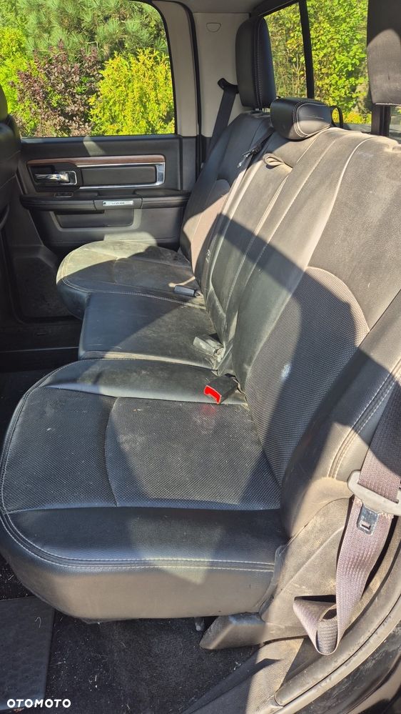 Dodge RAM 1500 5.7 4x4 - 8