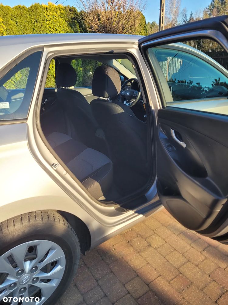 Hyundai i30 1.5 DPI Modern - 20