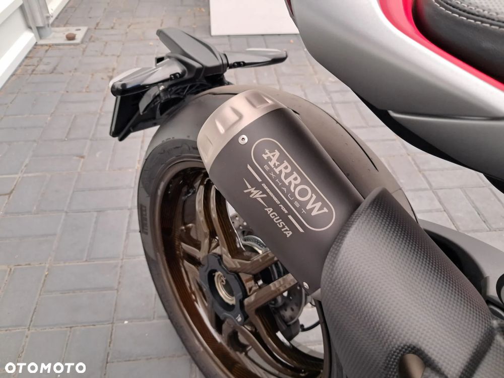 MV AGUSTA Brutale - 10