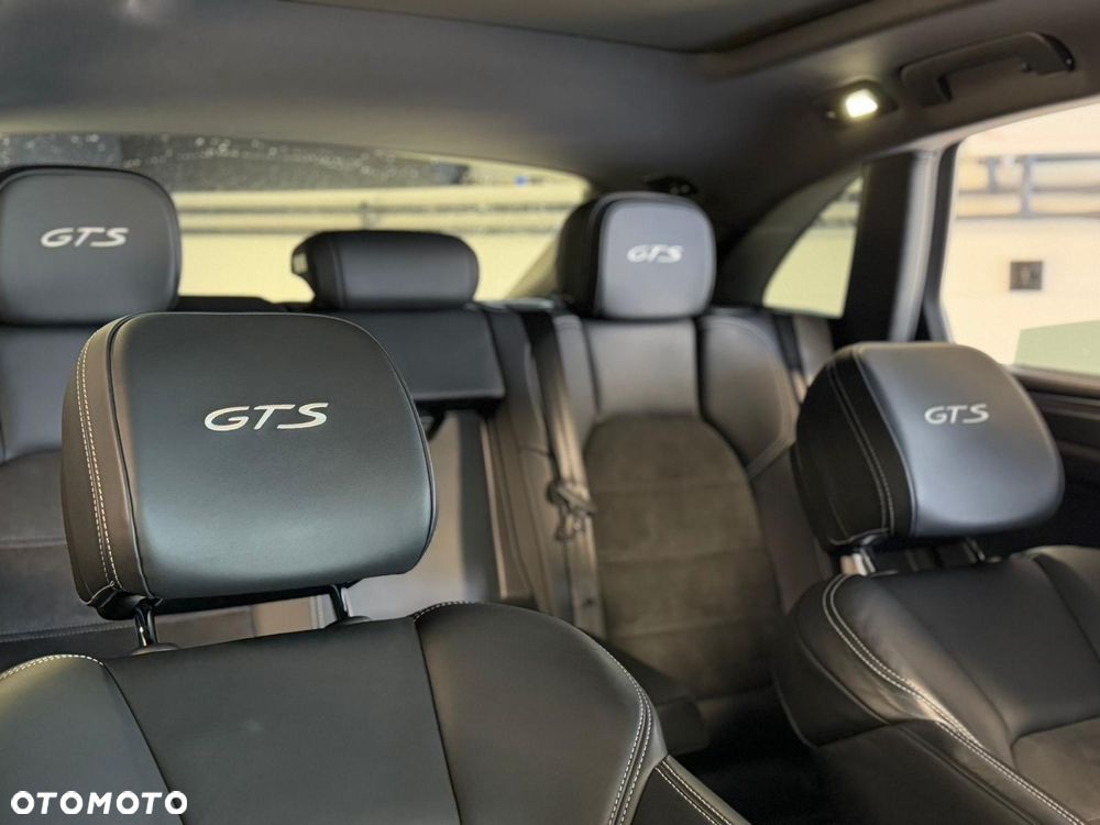 Porsche Macan GTS PDK - 17