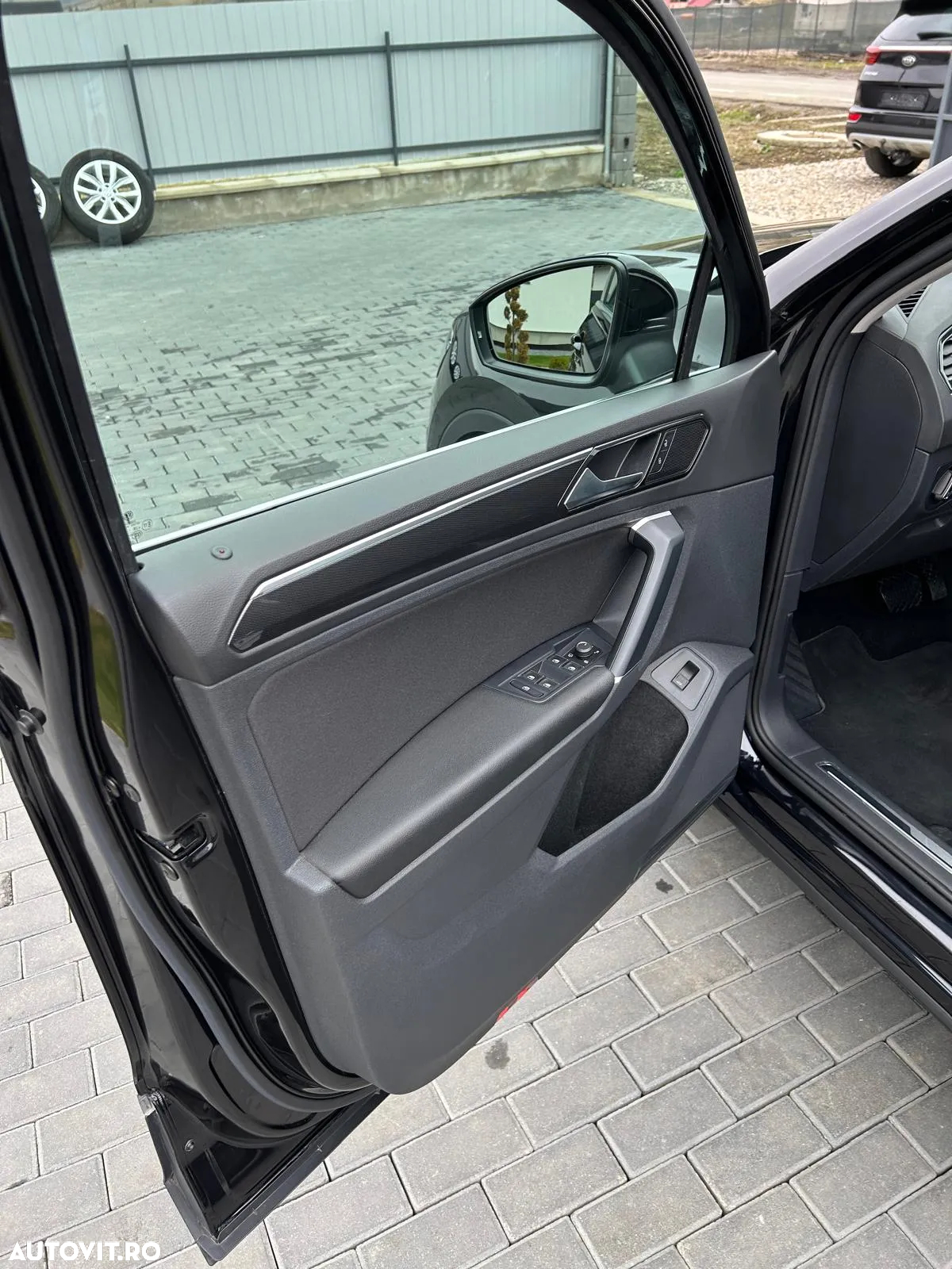 Volkswagen Tiguan 2.0 TDI 4Mot DSG Highline - 24