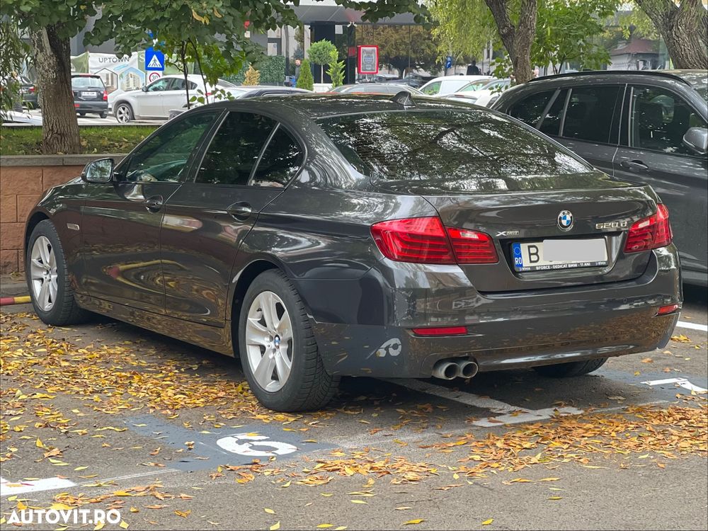 BMW Seria 5 520d xDrive AT - 5