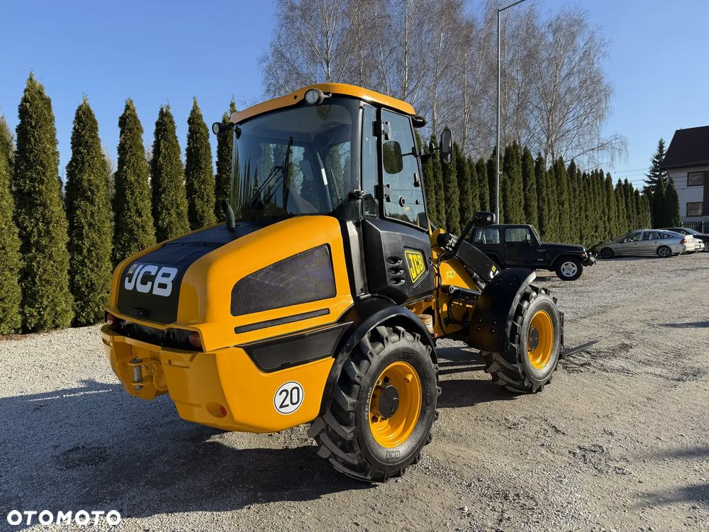 JCB 409 AGRI / ORYGINAŁ / SILNA / ŁADNIE UTRZYMANA  / BEZ DPF I ADBLUE / ZADBANA / SPROWADZONA Z NIEMIEC / 407 408 406 60 70 M 506 509 - 8