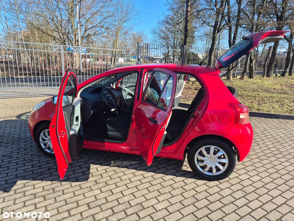 Toyota Yaris - 7