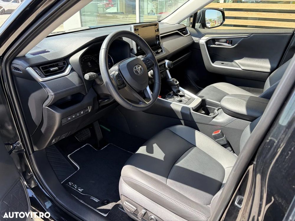 Toyota RAV4 2.5 VVT-iE 4x4 Luxury - 17
