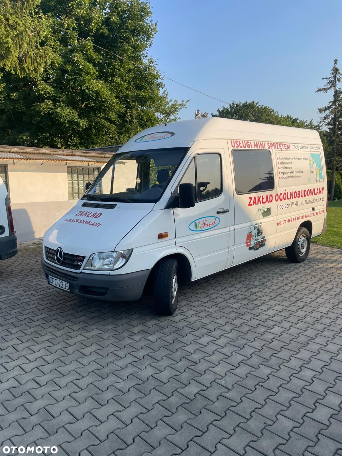 Mercedes-Benz Sprinter - 2