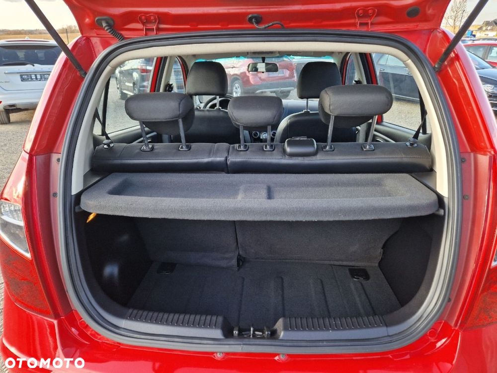 Hyundai i10 1.1 Automatik Style - 15