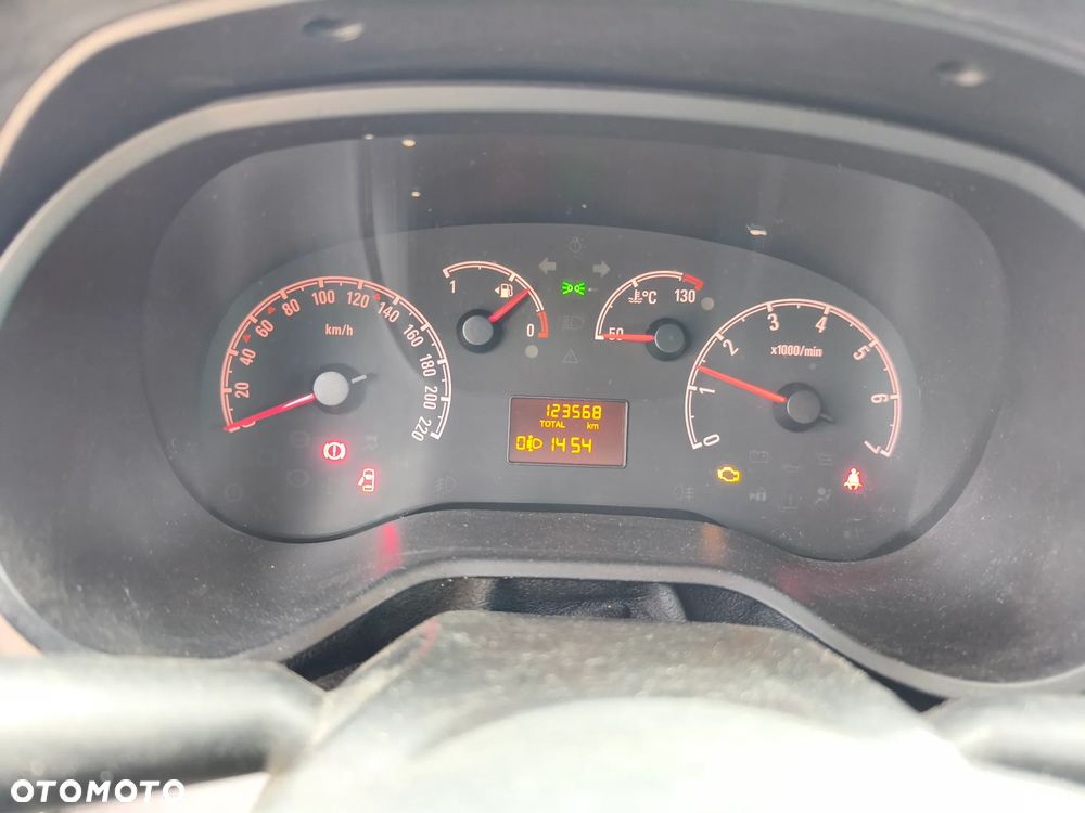 Opel COMBO - 5