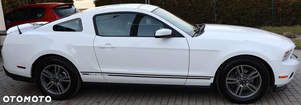 Ford Mustang 3.7 V6 Premium - 6