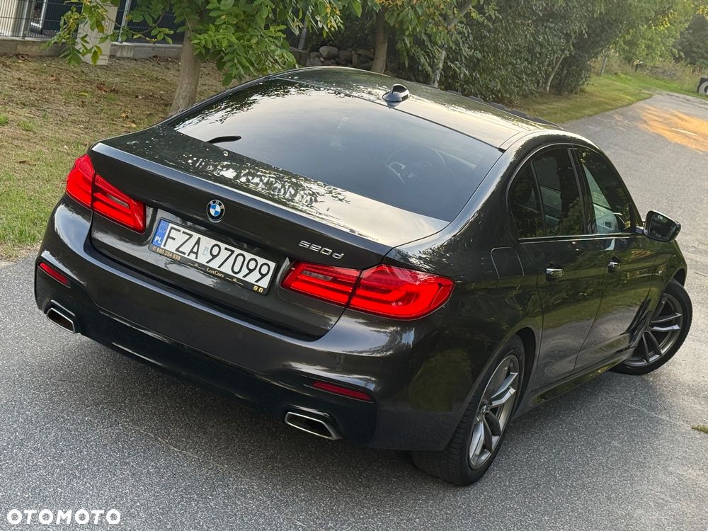 BMW Seria 5 520d M Sport Edition - 17