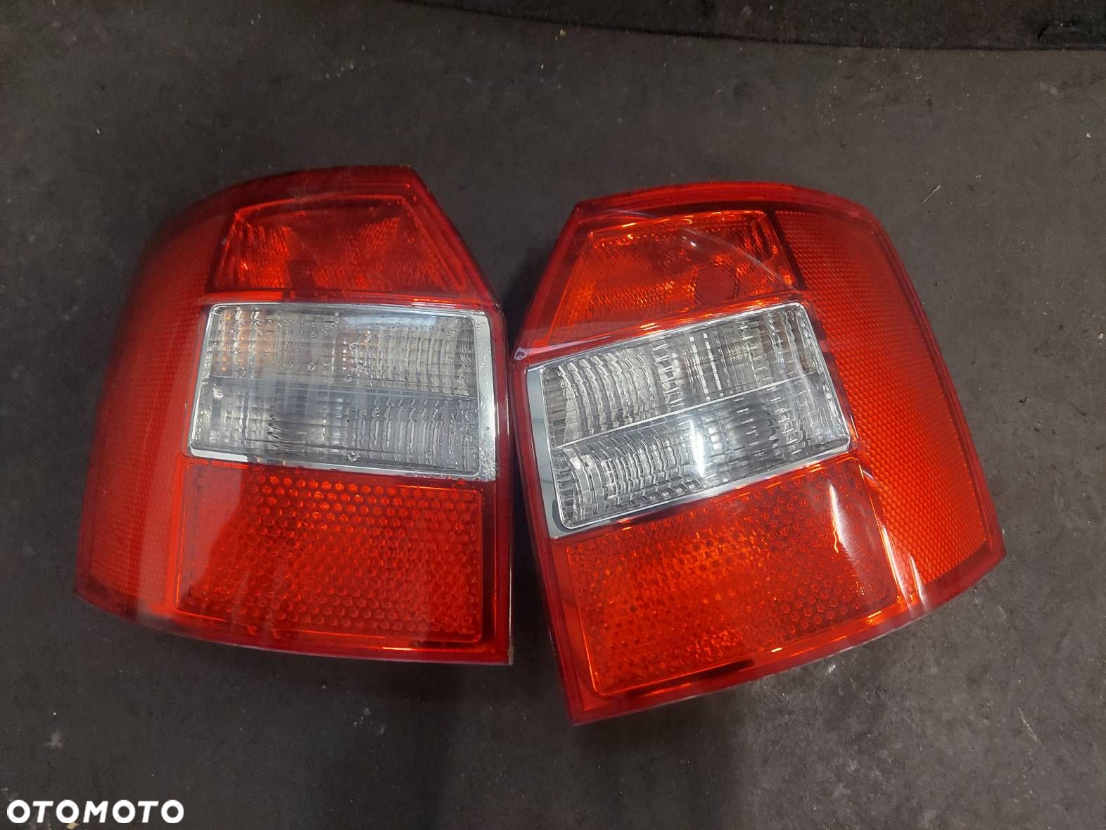 KOMPLETNY TYŁ KLAPA BAGAŻNIKA ZDERZAK TYŁ LAMPY AUDI A4 B6 KOMBI LX7Z - 3
