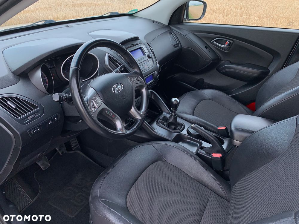 Hyundai ix35 blue 1.6 2WD Finale - 10