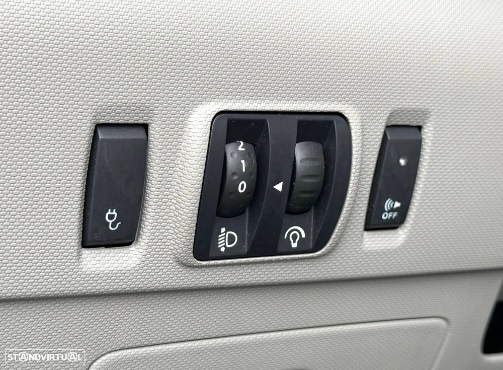 Renault Zoe (c/ Bateria) 41 kwh Intens - 28