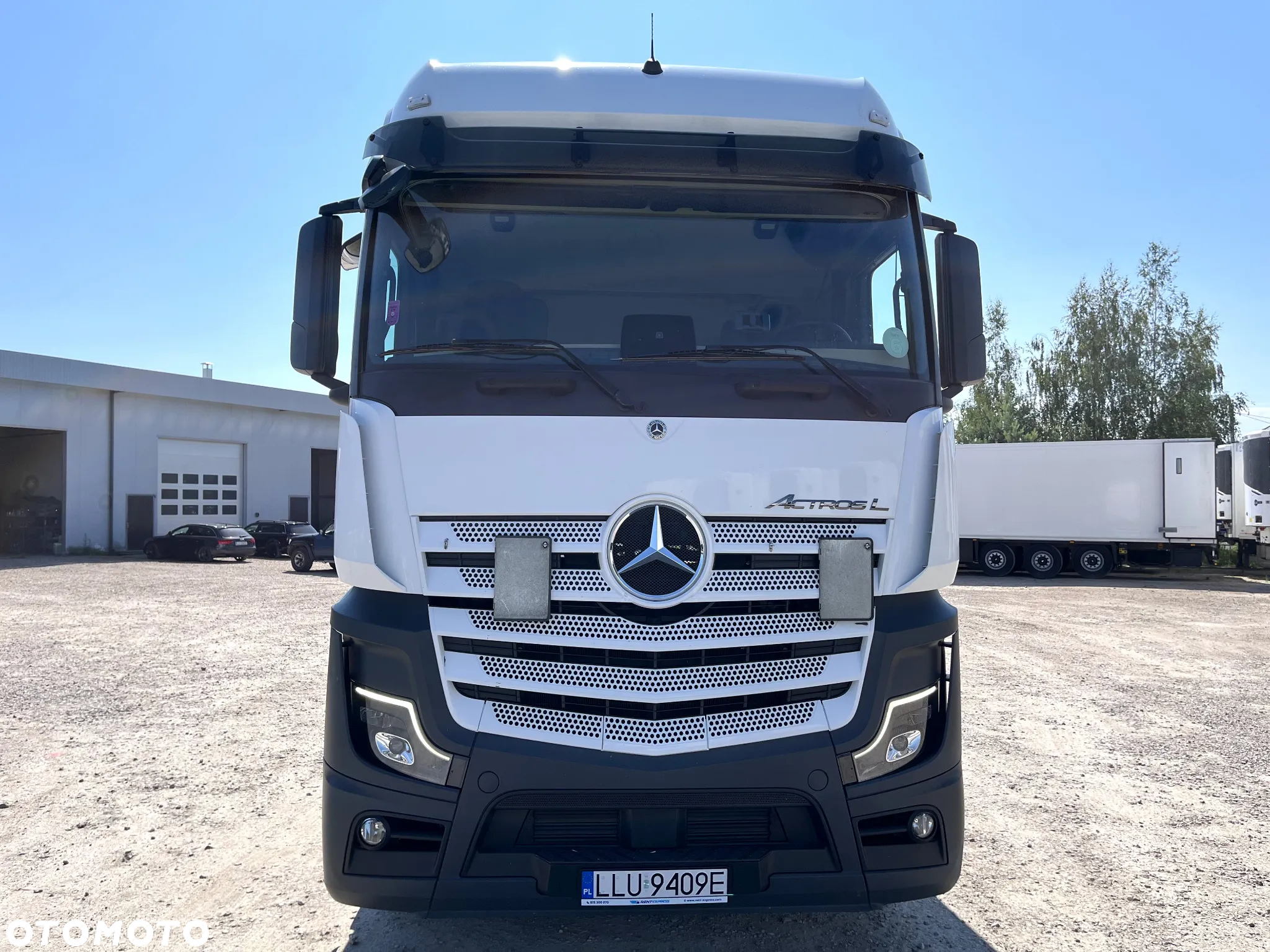 Mercedes-Benz Actros - 8