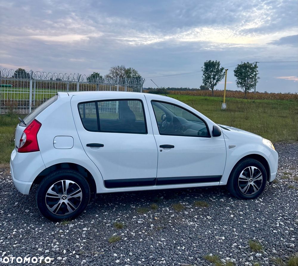 Dacia Sandero - 13