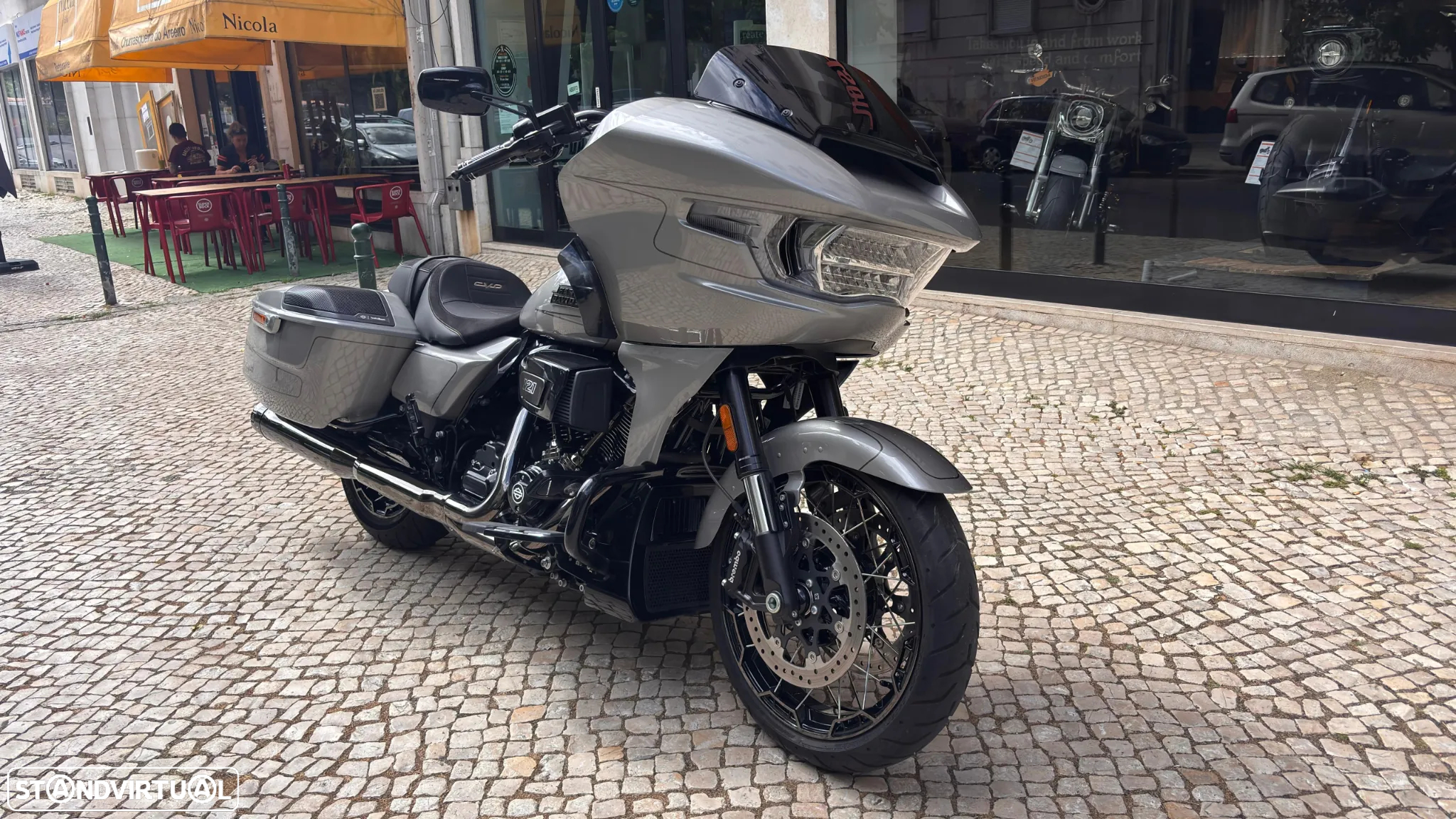 Harley-Davidson Road Road Glide CVO - 2