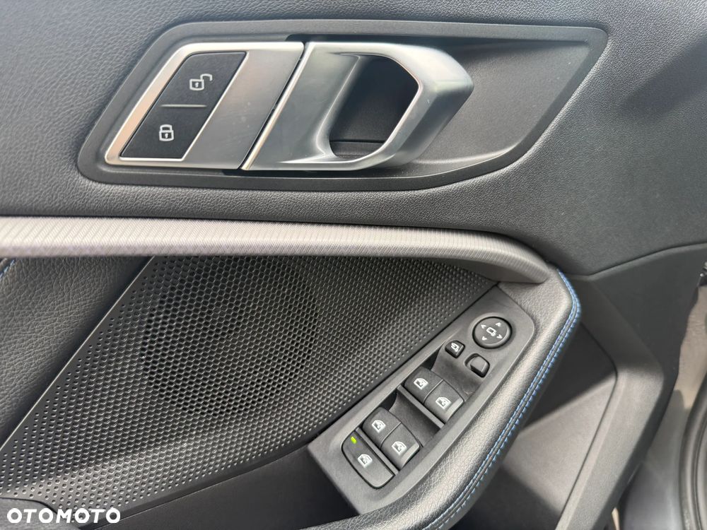 BMW Seria 1 118i M Sport - 17