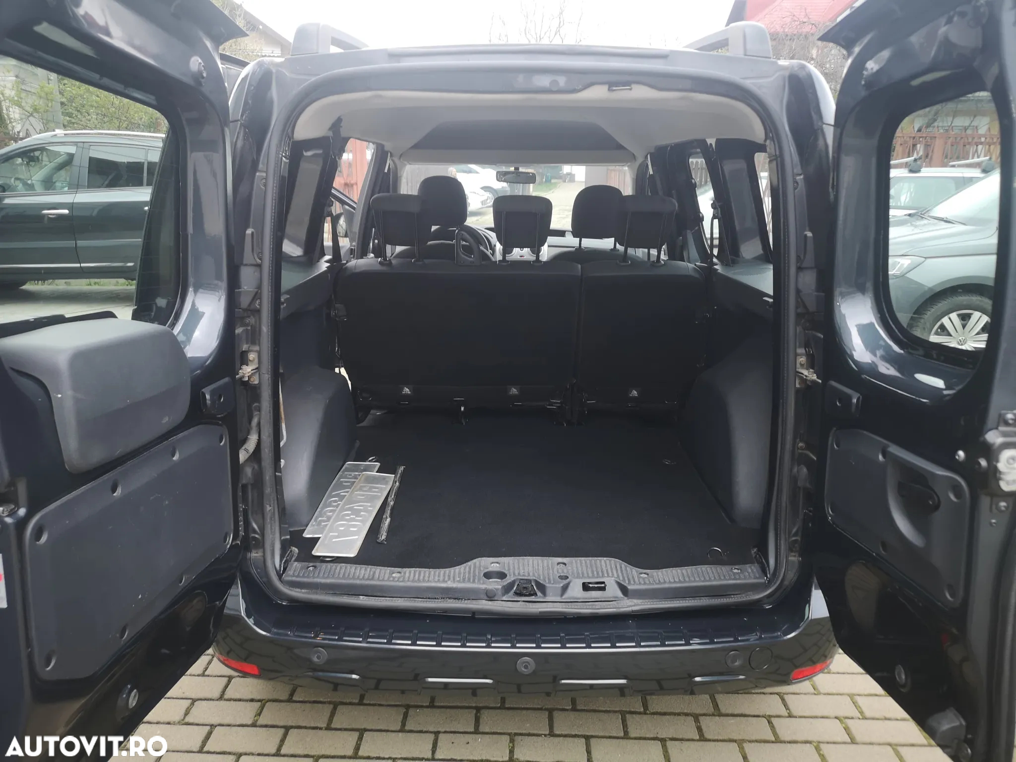 Dacia Dokker 1.5 Laureate - 6