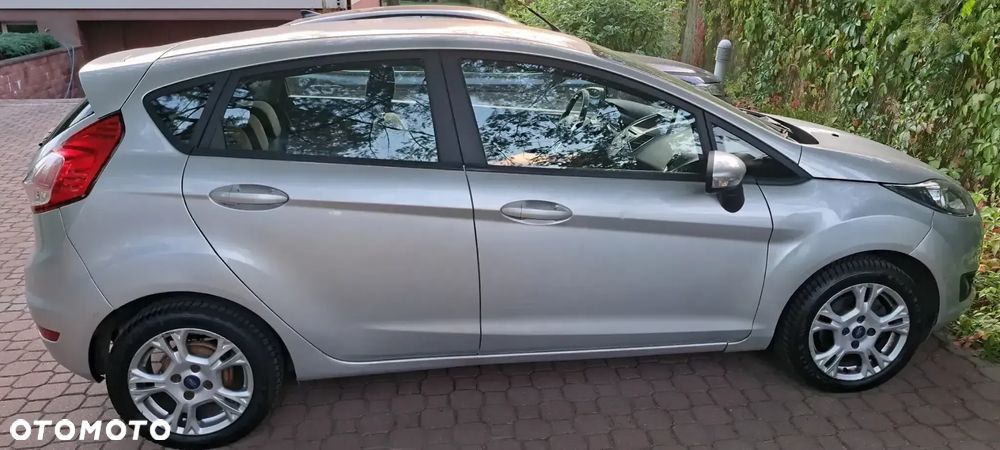 Ford Fiesta 1.0 EcoBoost Titanium - 11