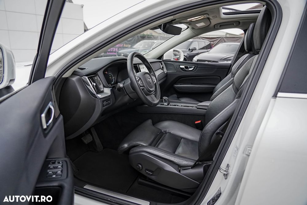 Volvo XC 60 Recharge T6 Twin Engine eAWD Inscription Expression - 11