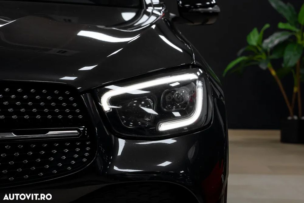 Mercedes-Benz GLC 220 d 4Matic 9G-TRONIC AMG Line - 29