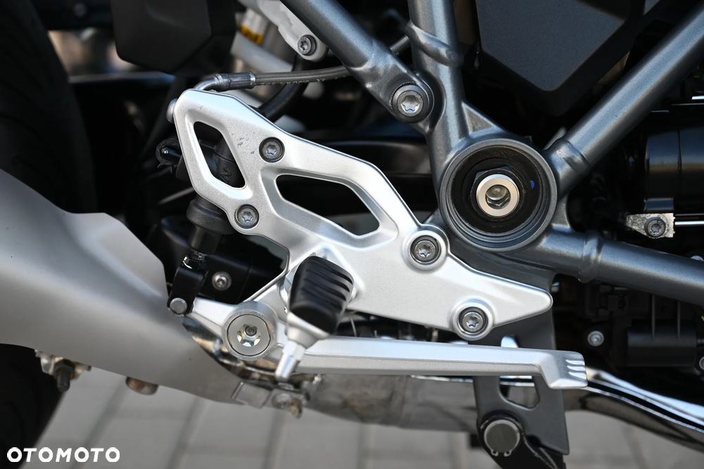 BMW R - 37