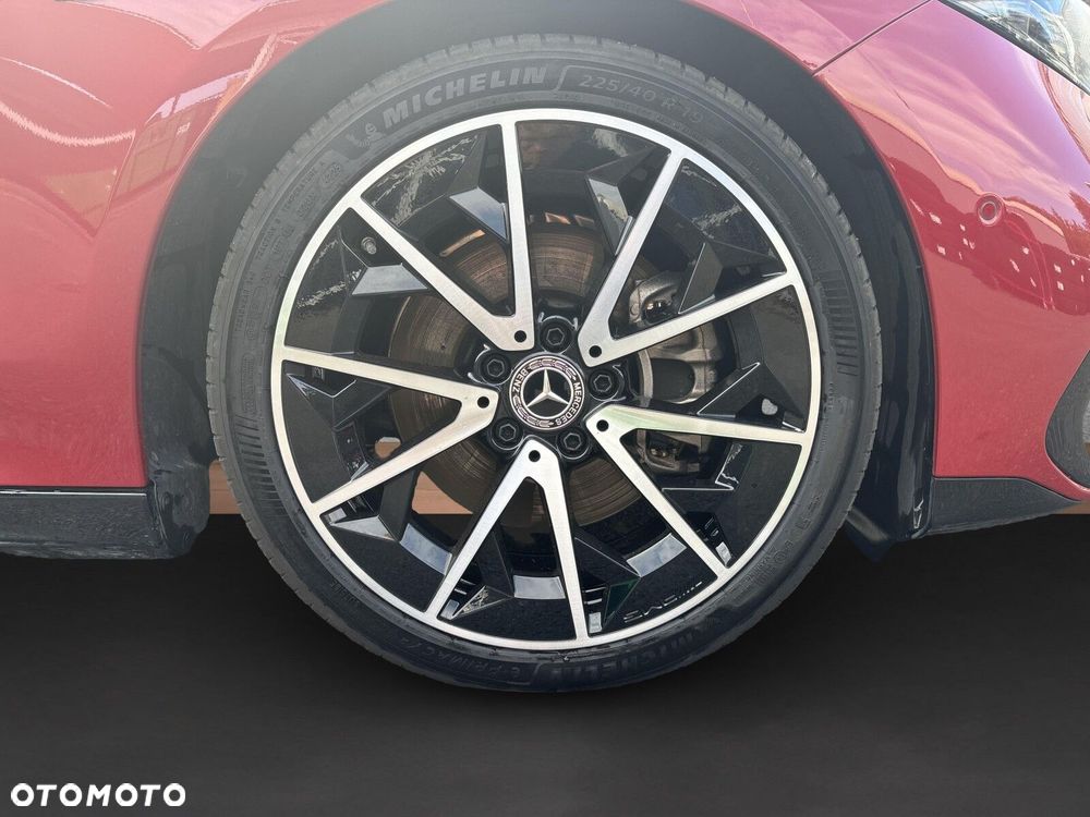 Mercedes-Benz CLA - 10