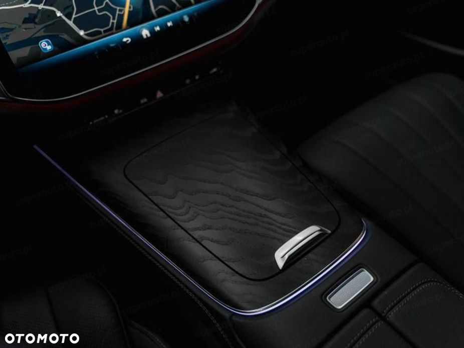 Mercedes-Benz Klasa E 220 d mHEV 4-Matic AMG 9G-Tronic - 19