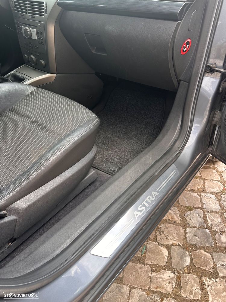 Opel Astra 1.7 CDTI Elegance - 41