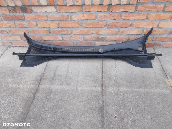 Hyundai Tucson III lift 15-20r 86151-D7000  podszybie