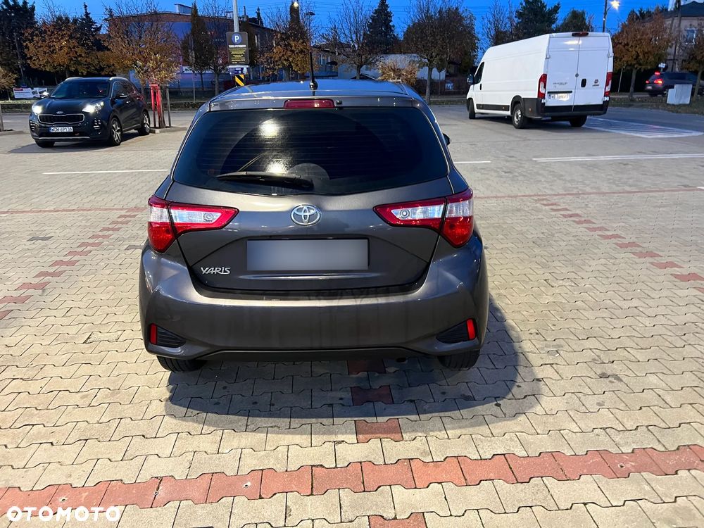Toyota Yaris 1.5 Premium - 5