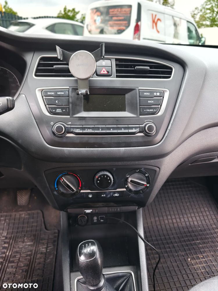 Hyundai i20 1.2 Comfort - 6