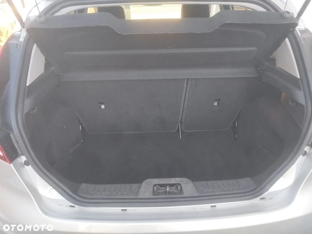Ford Fiesta 1.25 Trend EU6 - 10