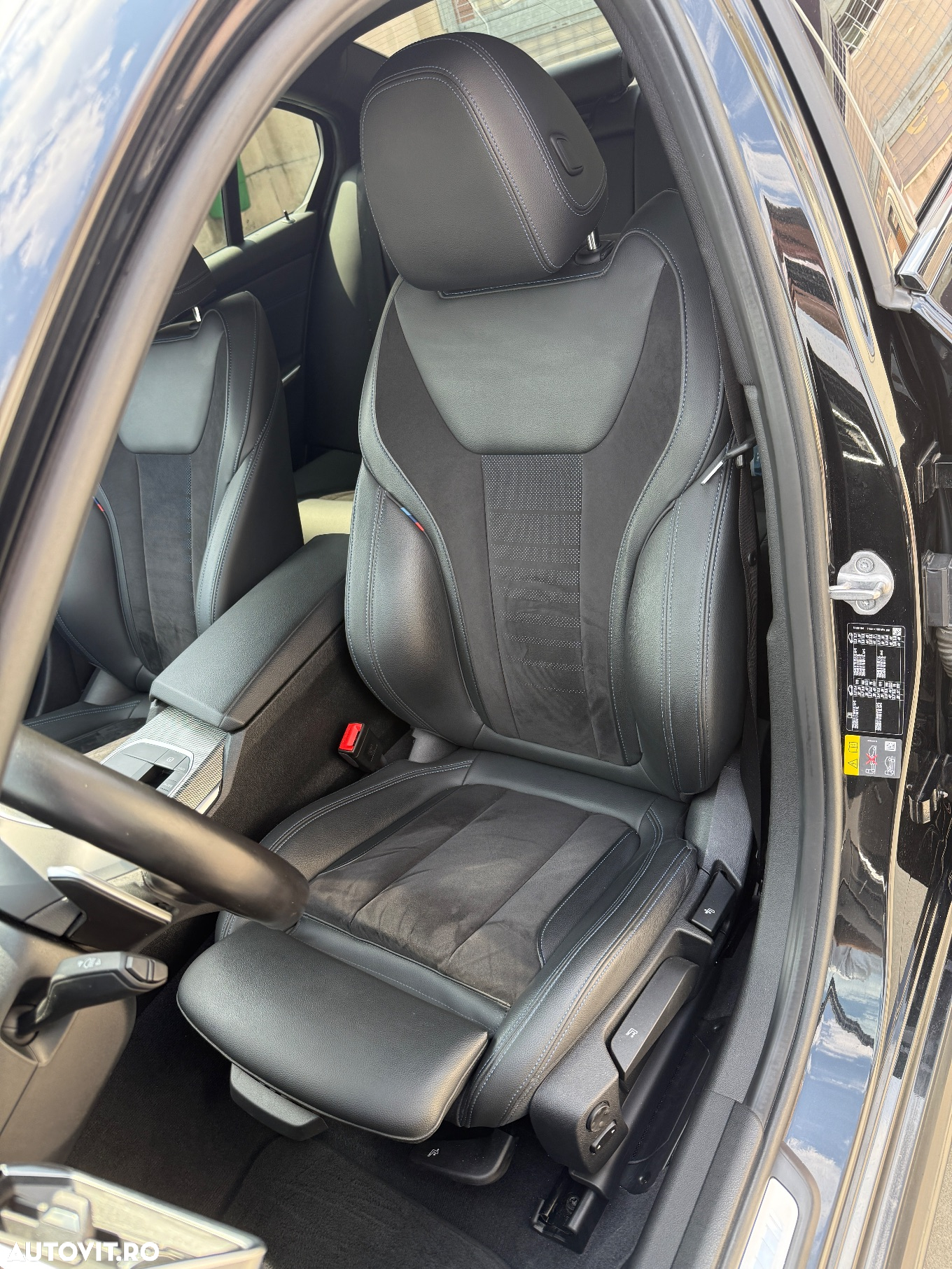 BMW Seria 3 330e xDrive Aut. M Sport - 14