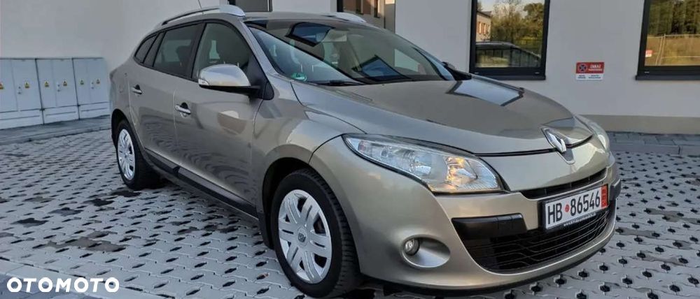 Renault Megane 2.0 140 CVT Dynamique - 17