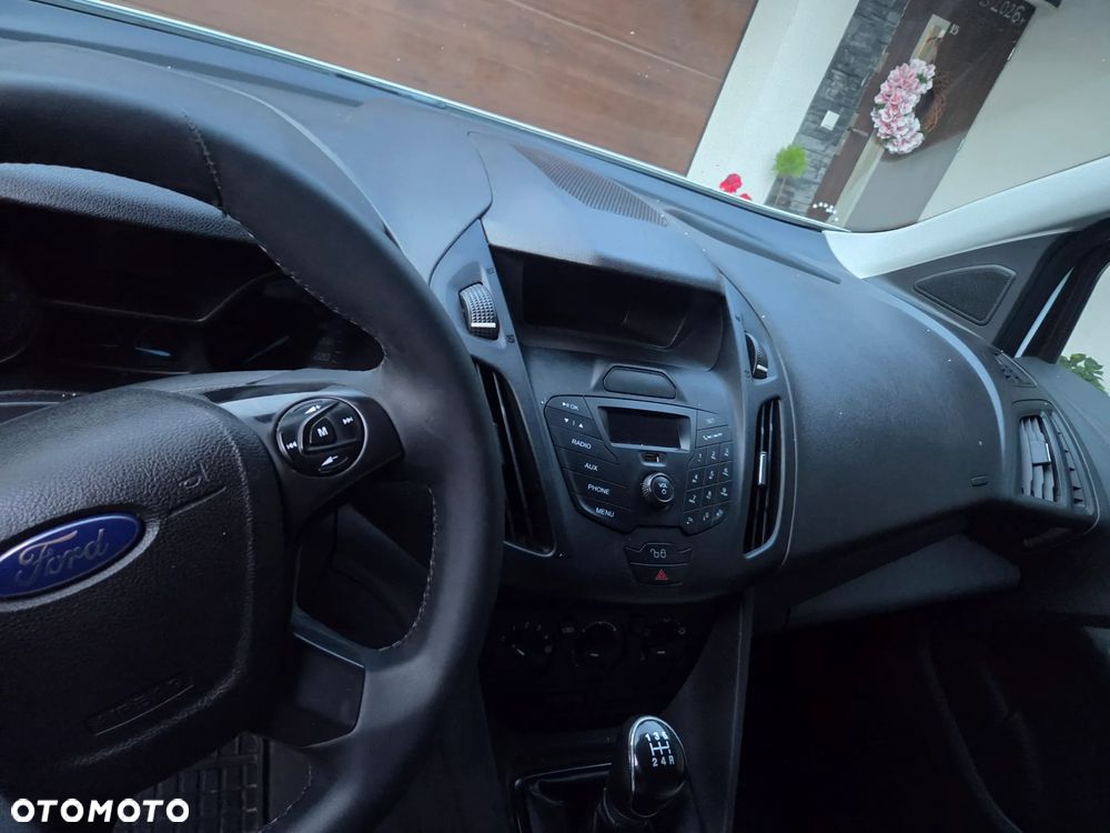Ford TRANSIT CONNECT - 8