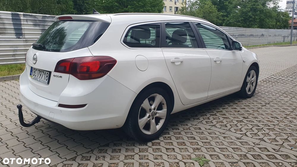 Opel Astra - 10