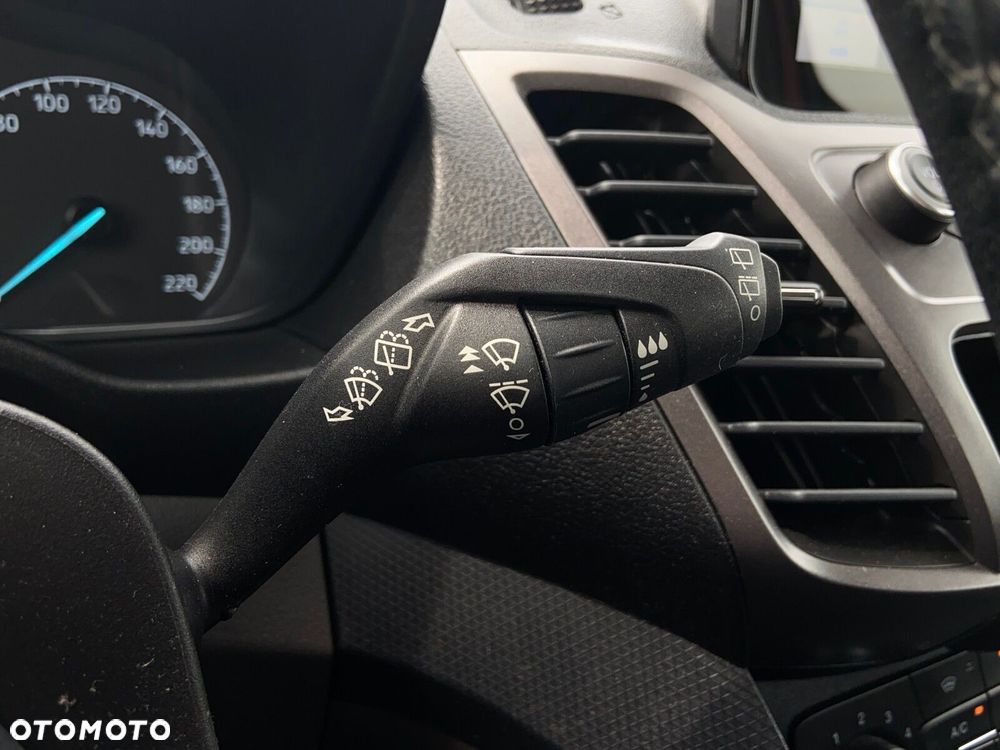 Ford Transit Connect - 19