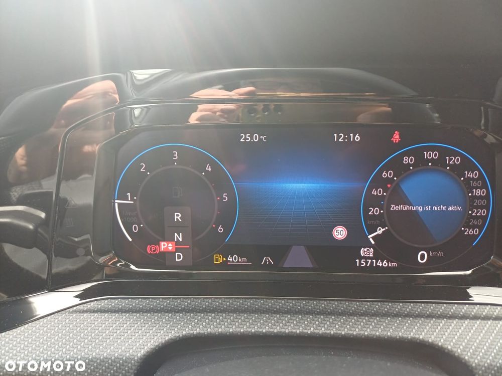 Volkswagen Golf 2.0 TDI SCR DSG R-Line - 6